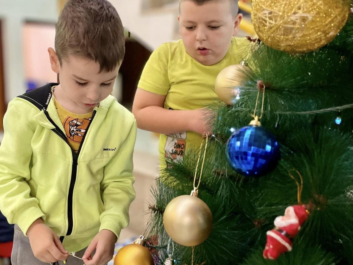 Kićenje jelke 